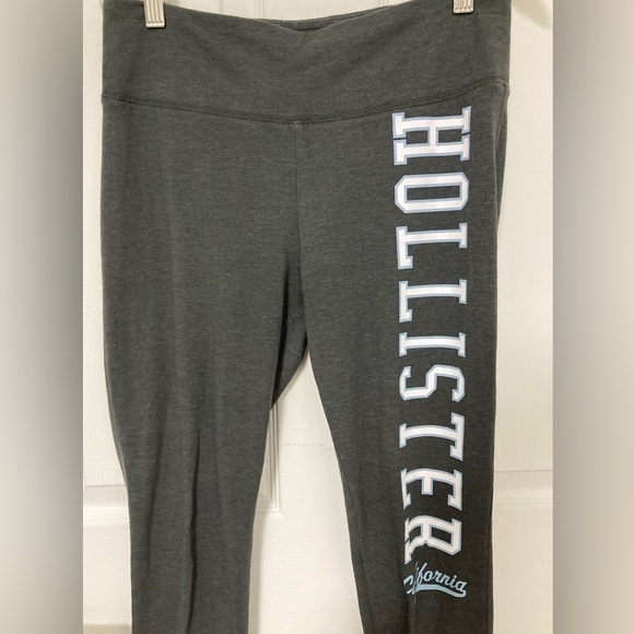 HOLLISTER GREY TRACK PANTS - Size Medium - Picture 3 of 6